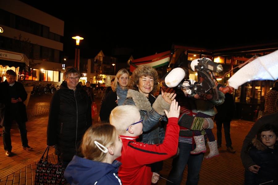 Lichtbrengers van het Wad straattheater