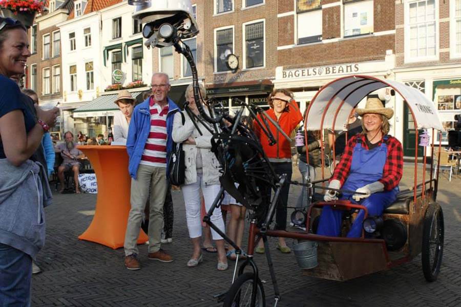 Walking act Dikkie Dik en de Kipkar